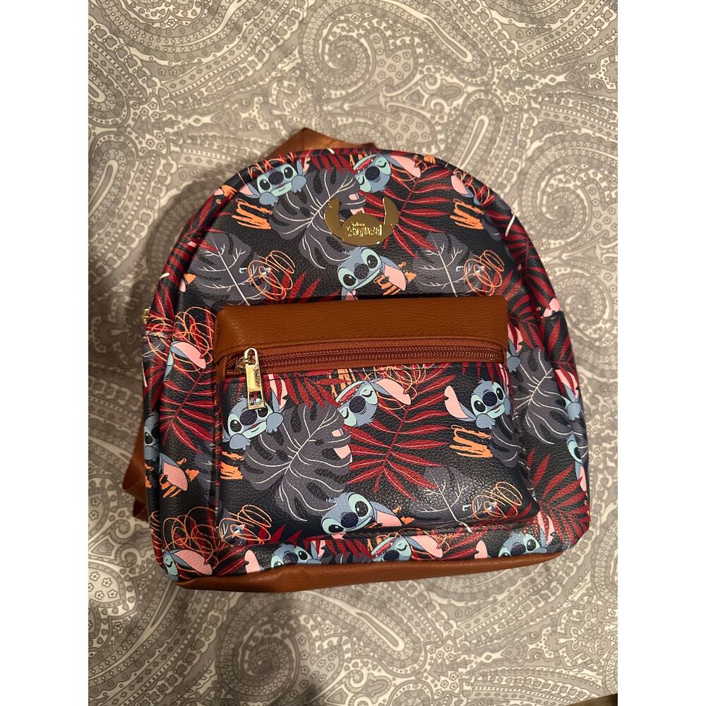 NWT Bioworld Disney Lilo and Stitch Hawaiian Floral Mini Backpack
